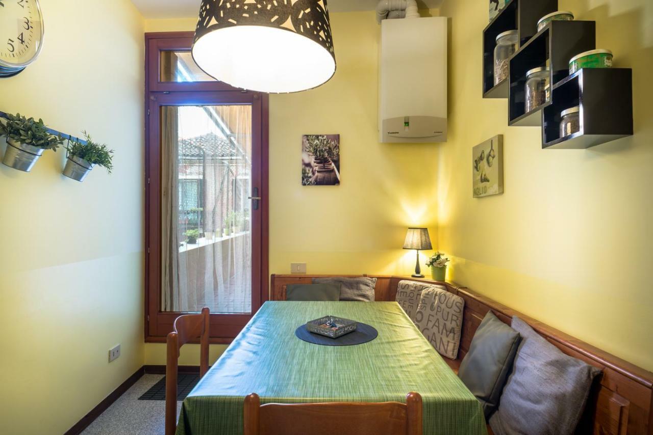 Terrazzina - Romantic Pied A Terre At The Heart Of Cannaregio District ヴェネツィア エクステリア 写真
